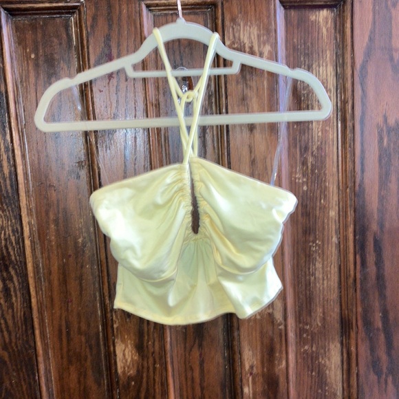 Fashion Nova Halter Crop Top - Picture 6 of 7